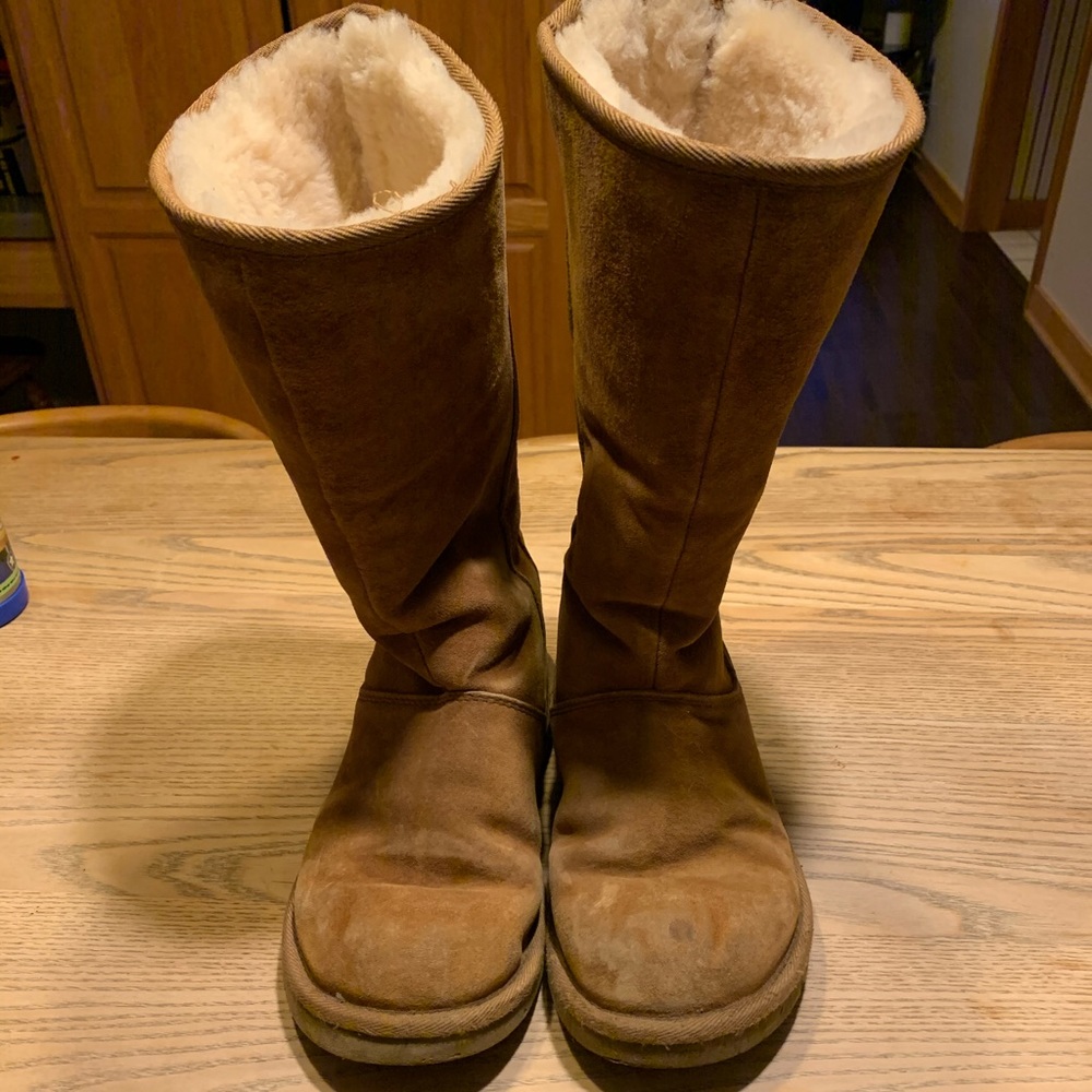 Used UGG boots